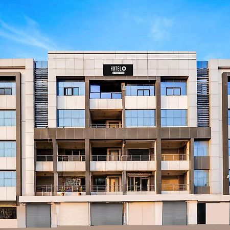 Hotel O Vanya Palace Ahmedabad Exterior foto