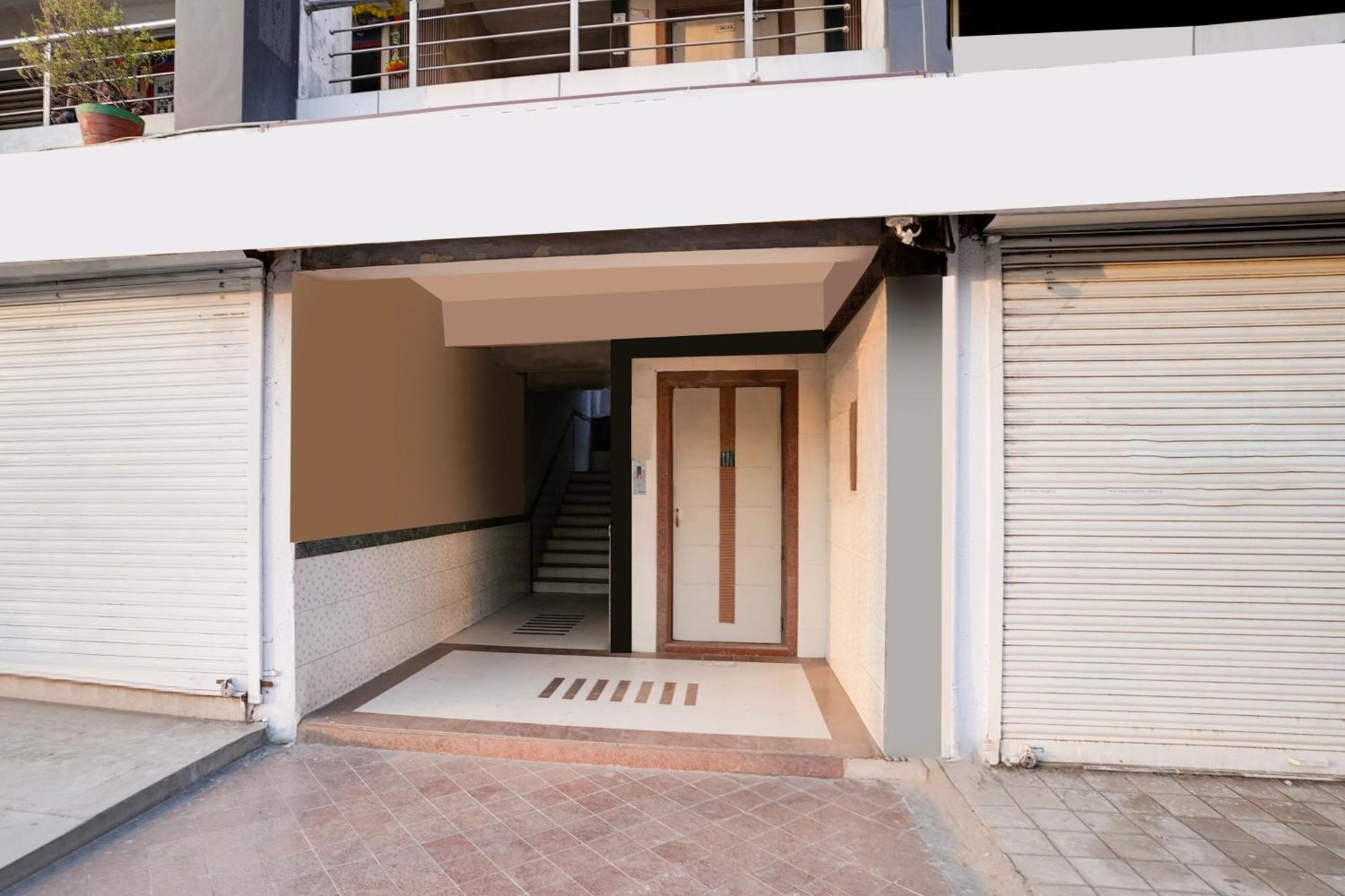Hotel O Vanya Palace Ahmedabad Exterior foto